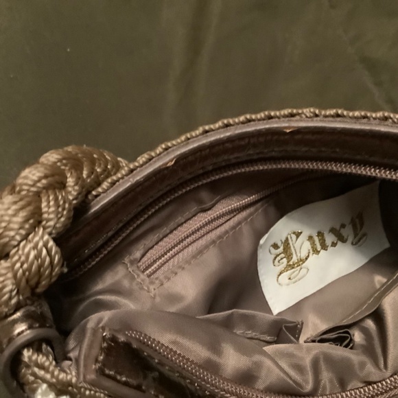 Purse - Picture 7 of 9